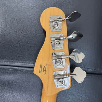 Fender Squier Classic Vibe Precision - Maple Neck image 4