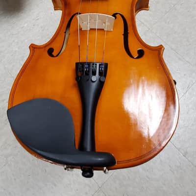 Crescent Hand Made 4/4 String Acoustic Violin - Maple image 4