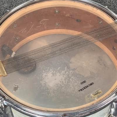 Used Vintage Ludwig Mahogany 3ply Snare Drum White Marine Pearl - Good image 8