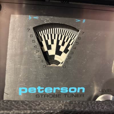 Refurbished Peterson Model 400 Strobe Tuner with case and mic! image 2