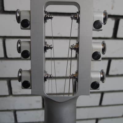 Obstructures 0.750 2016 clear solid aluminum guitar image 14