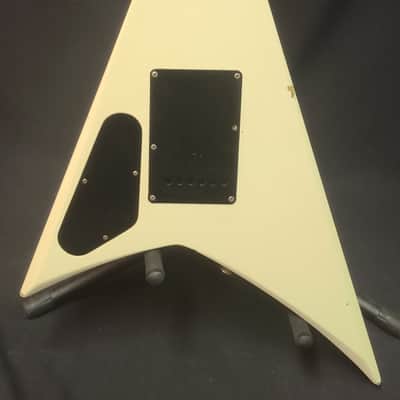 Aria Pro II 1985 - White image 9