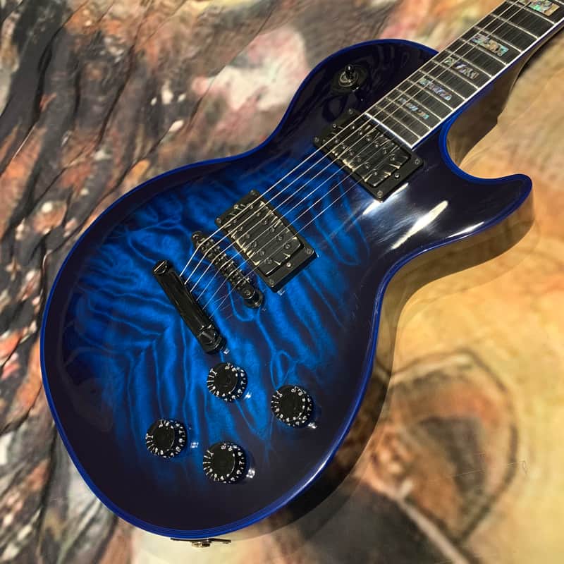 STINGER 🐈🕷️! 2015 Gibson Custom Shop Les Paul Custom Quilt Top M2M Made To Measure Blue Widow Burst Trans Aqua Black Fretboard Bare Knuckel Juggernaut Blackout Special Order Figured F Q 5A 7A Abalone Inlay Blueberry Cobalt image 1