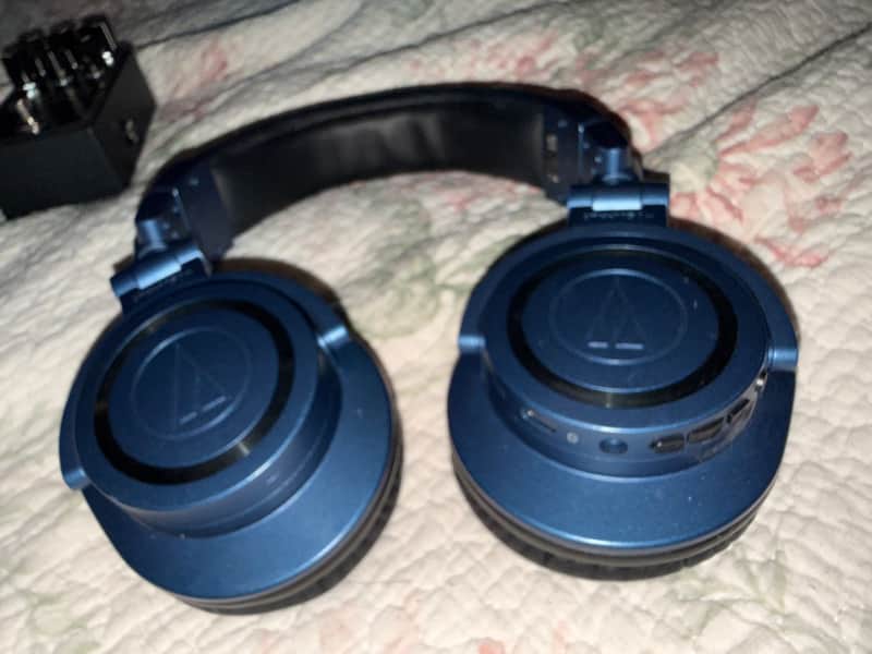 Audio-Technica ATH-M50xBT2 – Limited Edition Deep Sea image 1