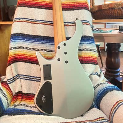 Immagine Ibanez EHB1005SMS Multi-Scale - 2