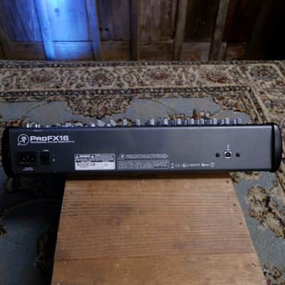 Mackie ProFX16 16-Channel Effects Mixer - Dark Gray image 8