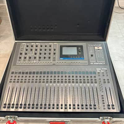 Soundcraft Si Impact 32-Channel Digital Mixer 2010s - Black / In Gator Road case image 1