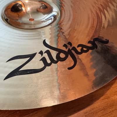 Zildjian 18" A Custom Crash Cymbal 1991 - Present - Brilliant image 8