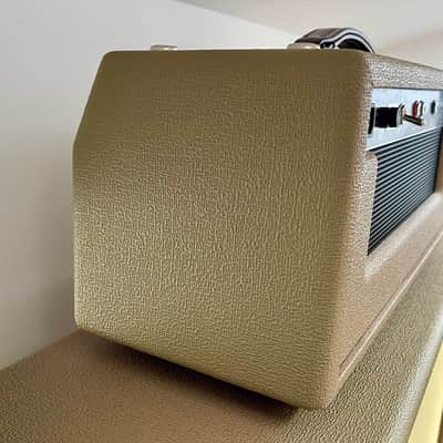 Suhr Hombre 2-Channel 18-Watt 2x12" Guitar Amp Half Stack 2021 - Present - Brown image 18