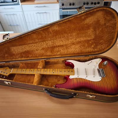 Fender Stratocaster 1994 - Foto Flame image 1