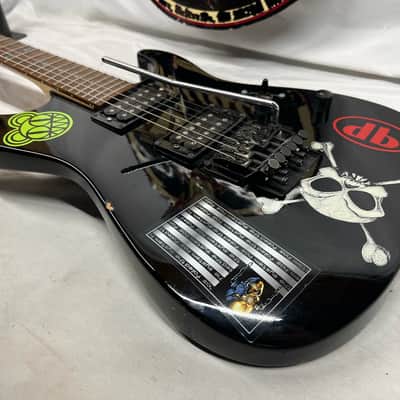 Squier Showmaster Skull & Bones Electric Guitar image 19
