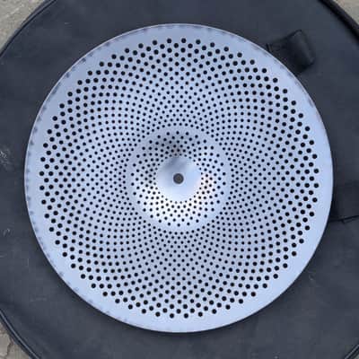 Low Volume Cymbal Set with Soft Case Husht LTV 14" Hi-Hat, 16" Crash & 20" Ride image 18