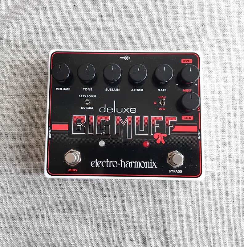 Electro-Harmonix Deluxe Big Muff Pi, with manual image 1