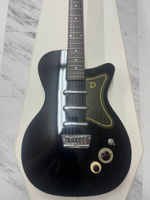 Danelectro 56 U-3 Reissue 1998 - 2004 - Limo Black - In White Coffin Case image 1