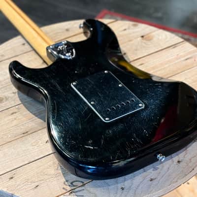 Fender Stratocaster 1977 - Black image 14