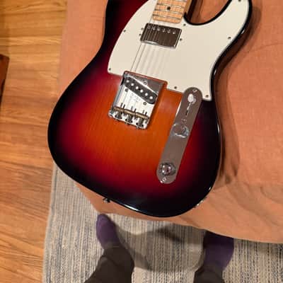Fender American Performer Telecaster Hum with Maple Fretboard 2018 - Present - 3-Tone Sunburst image 4