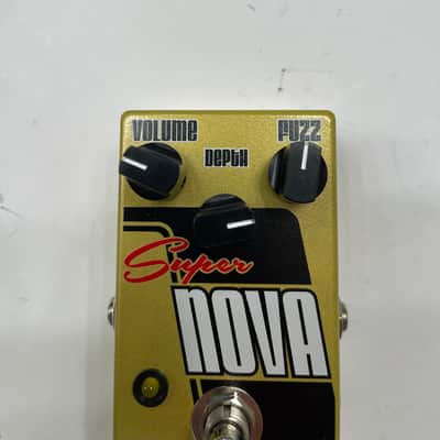 Daredevil Pedals Supernova Fuzz Gold Limited Edition Guitar Effect Pedal image 4
