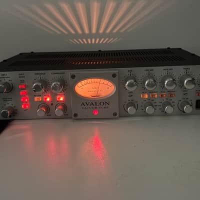 Avalon VT-737 Silver image 2