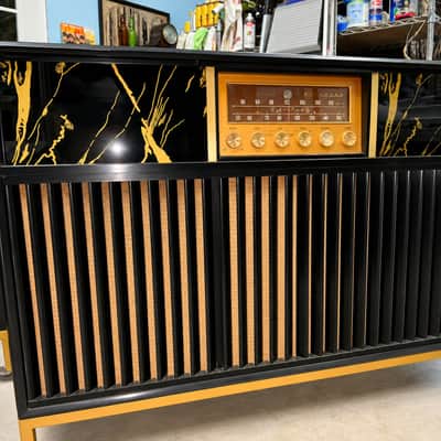 Magnavox Concert Grand - Modern 1957 - Black Lacquer image 3