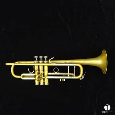 Vincent Bach Stradivarius 43 raw brass ML trumpet mouthpiece case Gamonbrass image 4