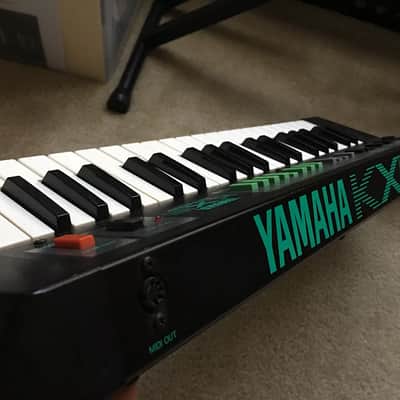 vintage Yamaha KX5 keytar MIDI controller excellent condition image 7