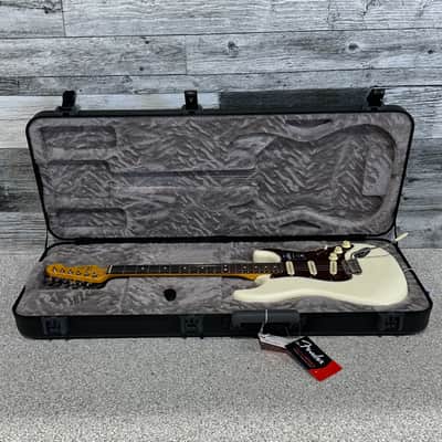 Fender American Professional II Stratocaster - Olympic White, Rosewood Fingerboard w/ Case image 7
