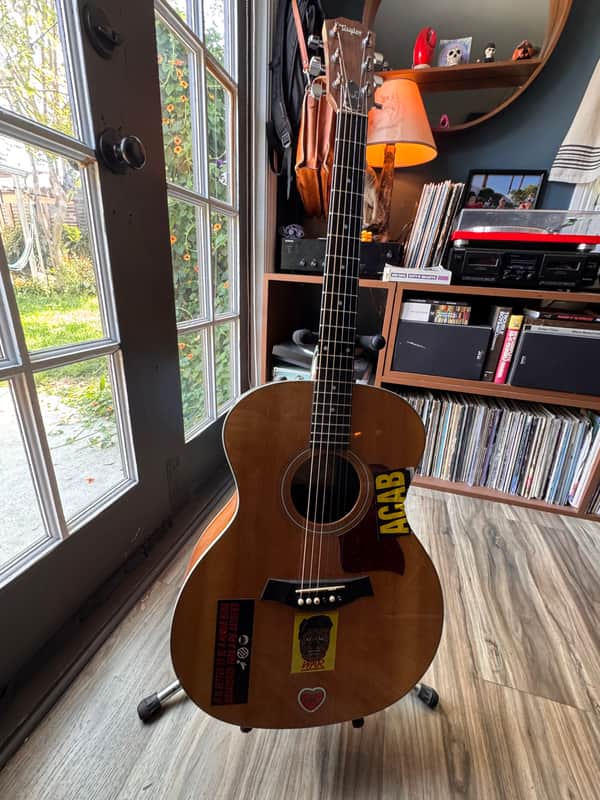 Taylor 214e | Reverb