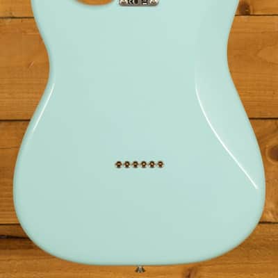 Fender Tom DeLonge Stratocaster - Rosewood - Daphne Blue image 4