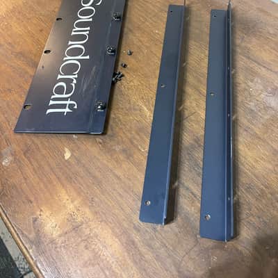 Soundcraft EPM-8 Rack Mount Kit Rack Ears image 1