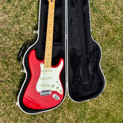 1995 Fender Stratocaster MIM Squier Series - Dakota Red w OHSC image 1