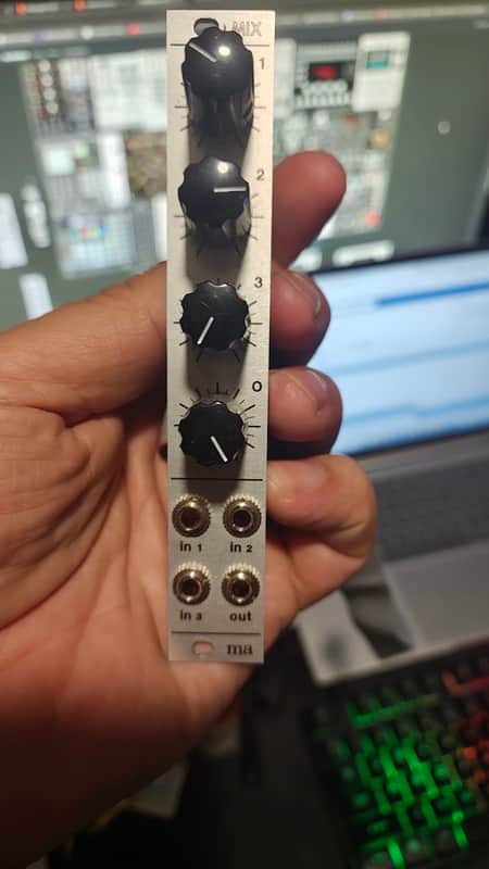 Manhattan Analog Mix