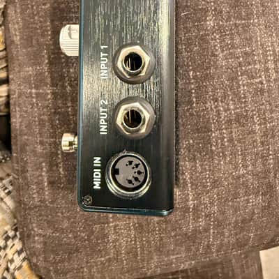 Source Audio EQ2 Programmable Equalizer Pedal 2023 - blue image 4