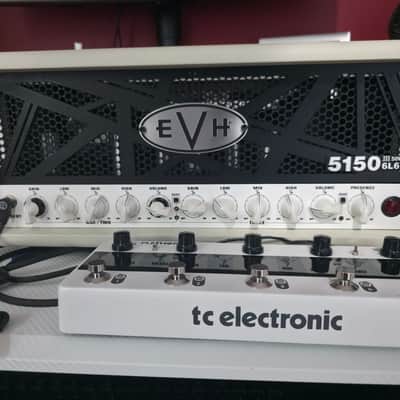TC Electronic Plethora X5 TonePrint Multi-Effects Pedalboard 2020 - Present - White image 3