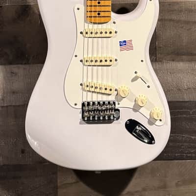 Fender Eric Johnson Stratocaster w/Maple Neck image 4