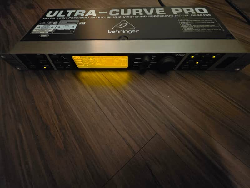 Behringer Ultracurve Pro DEQ2496 24-Bit Mastering Processor - Standard image 1