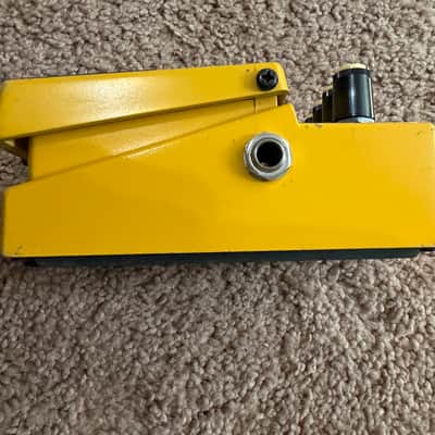 Boss OS-2 OverDrive/Distortion (Silver Label) 1990 - Present - Yellow image 4