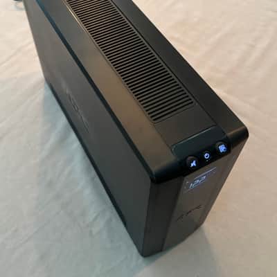 APC UPS 1350 2019 - Factory Black image 4