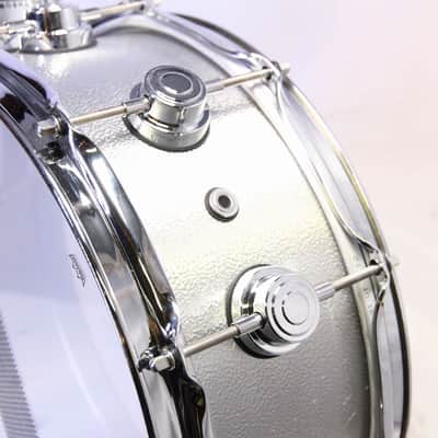 DW DW-CA7 1455SD/ALUMI/C 14x5.5-inch Cast Aluminum Snare Drum (08/12) image 4