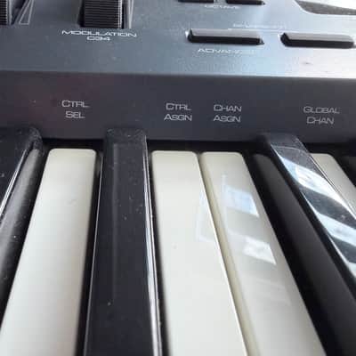 M-Audio Oxygen 49 USB MIDI Controller 3rd gen image 4