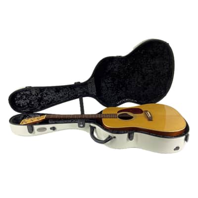 TKL Voyager D 14F Guitar Case - Gloss Pearl Glacier White image 4