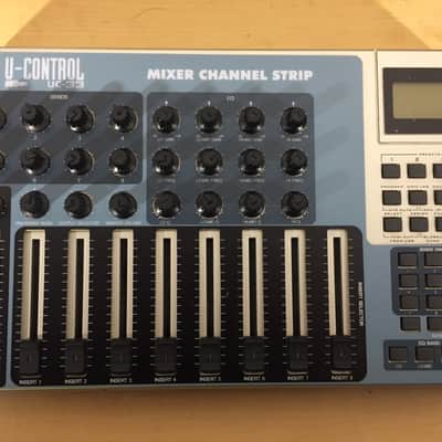 Evolution U-Control UC-33 Midi Controller + Overlays | Reverb