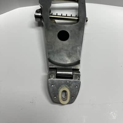 Bigsby Vibramate V7 and Bigsby B7 Vibrato Tailpiece image 2