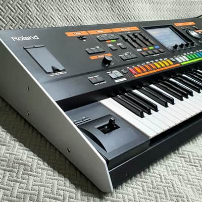 Roland Jupiter 80 ✅ Rare Modern Classic Synthesizer from the '2010s ✅ SuperNATURAL Sound Engine ✅ Massive Live Performance Control ✅ Fully Serviced ✅ Worldwide FREE Shipping!! Roland Jupiter-80 Bild 5