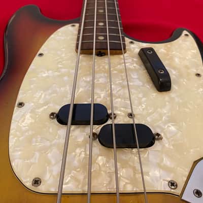Fender Competition Mustang Bass 1969 - 1973 - Competition Red image 9
