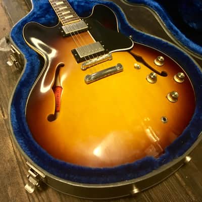 Epiphone 335 Hard Shell Guitar Case (Fits Casino, Dot, ES 335, Sheraton, Unionjack, etc..) image 10