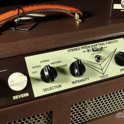 Magnatone Twilighter Stereo 22+22W Reverb/Vibrato Tube Amp Head w/ FTSW & Cover image 5