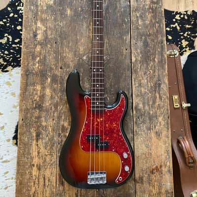 Fender FujiGen 1962 Reissue Precision Bass MIJ I-Serial 1990 Three Tone Sunburst image 17