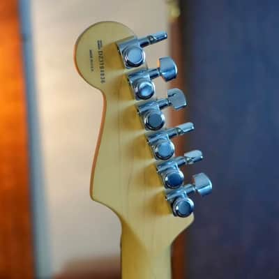 Immagine Fender American Deluxe Stratocaster QMT HSS Electric Guitar - 8