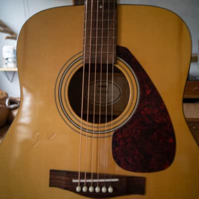 Yamaha F-315A Acoustic Guitar + Hard Case image 3