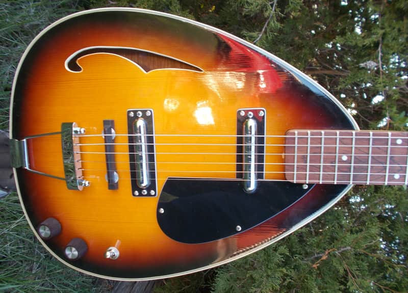 Danelectro Teardrop/Coral 1969 3-Color Sunburst Electric Guitar image 1